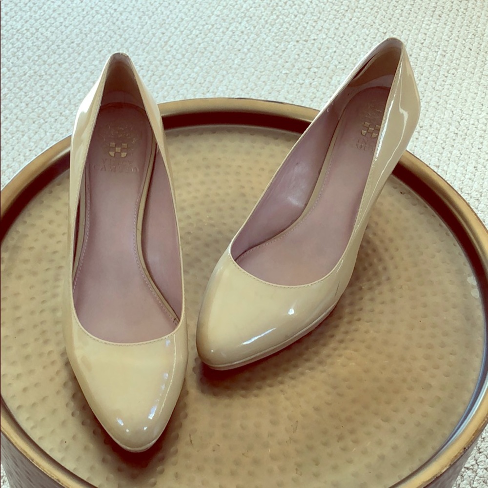 Vince Camuto Pumps